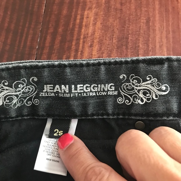 Express Jean Legging, Zelda Slim, Ultra LowRise - Picture 5 of 5